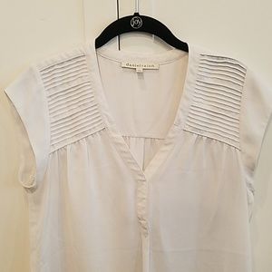 High-Low V-Neck White Blouse w/Great Details